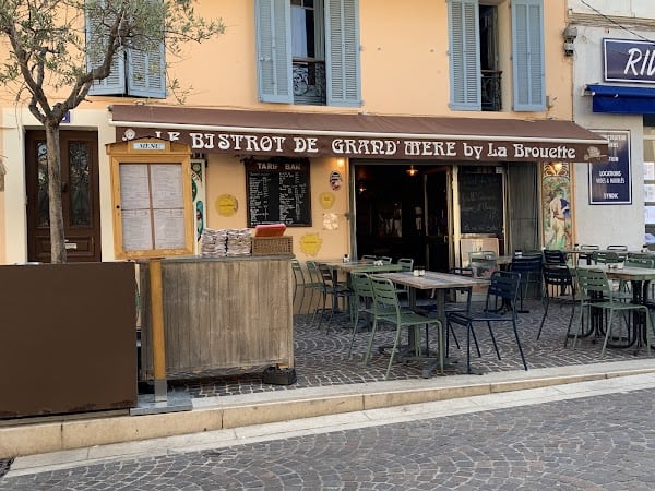 Restaurant La Brouette de Grand Mère à Cannes, France