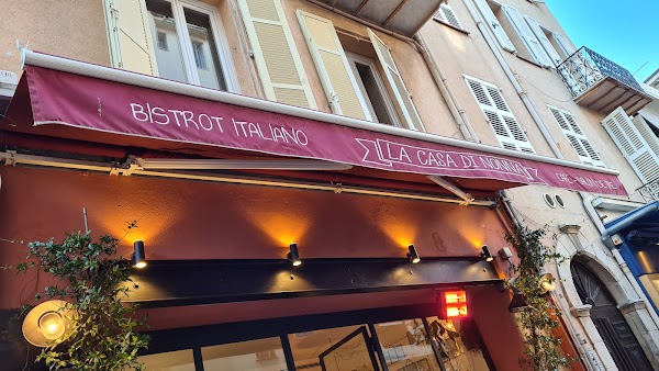 Restaurant La casa di nonna à Cannes, France