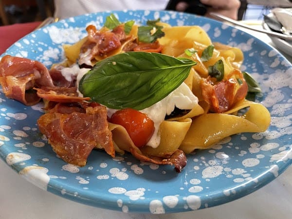 Restaurant La casa di nonna à Cannes, France