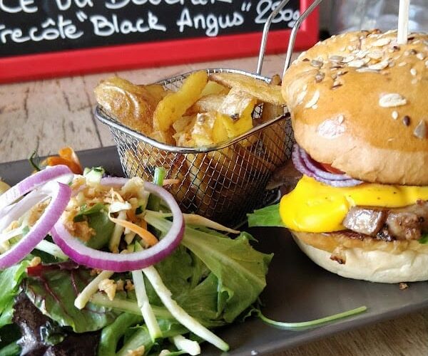 Restaurant La cigale vieux port à Marseille, France