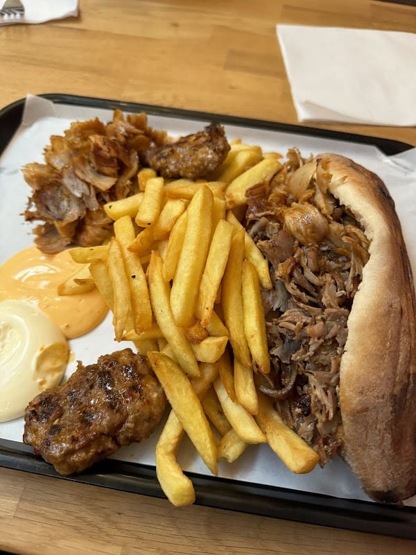 Restaurant La Corne D’or à Creil, France