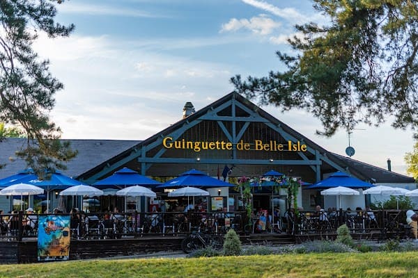 Restaurant La Guinguette de Belle-Isle à Châteauroux, France