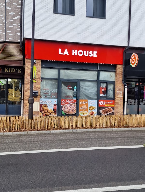 Restaurant La House à Creil, France