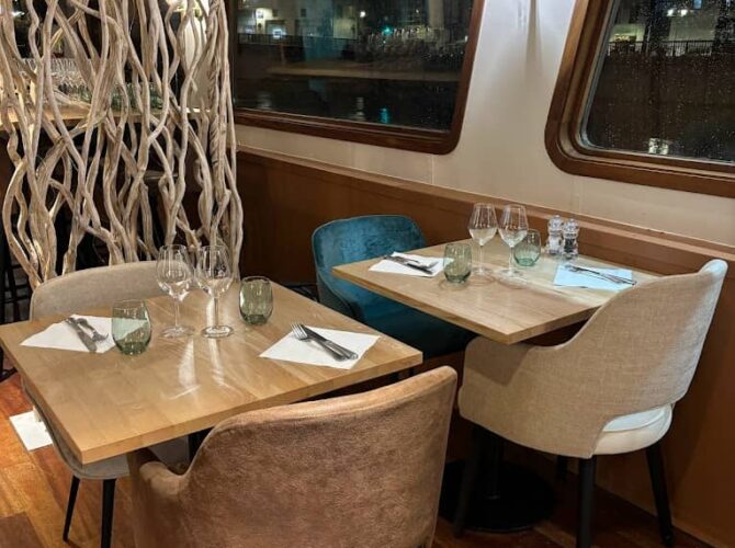 Restaurant La Péniche à Meaux, France