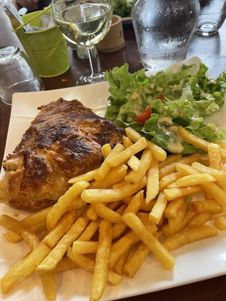 Restaurant La petite Auberge de la Doua à Villeurbanne, France
