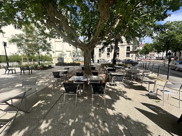 Restaurant La Petite Fabrique à Valence, France
