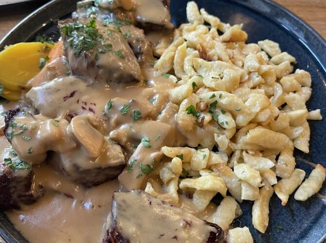 La Petite Mairie – Restaurant traditionnel à Strasbourg, France