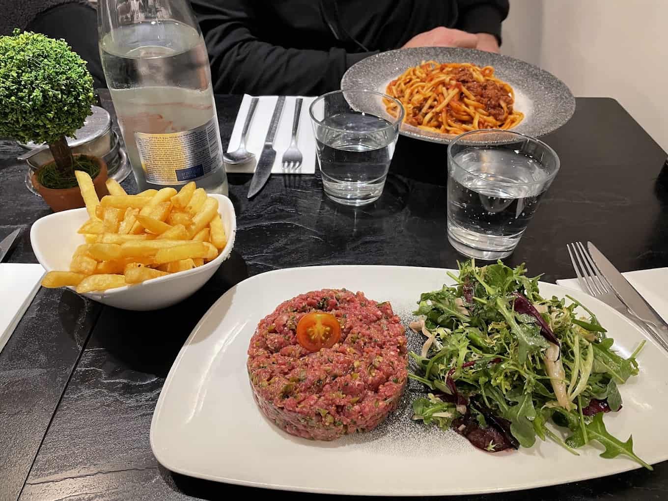 Restaurant La Piazza à Cannes, France