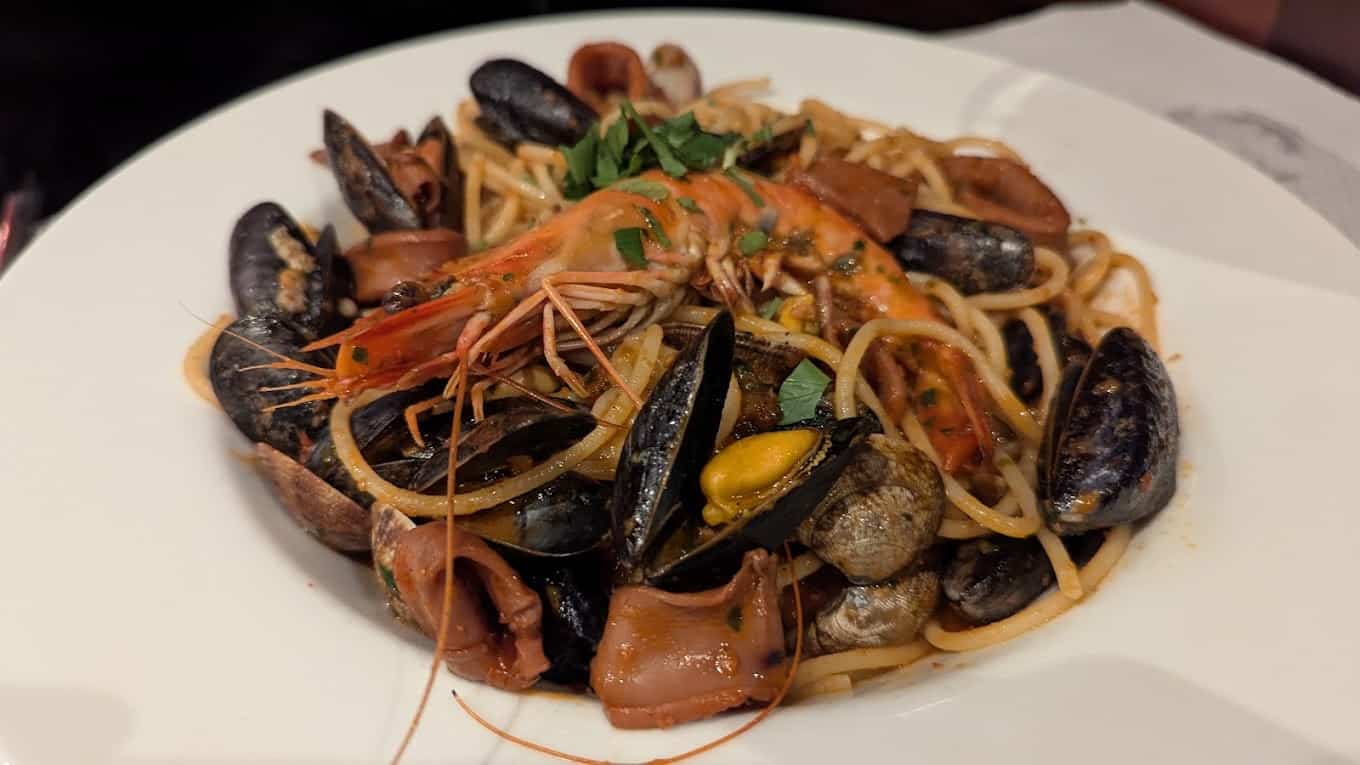 Restaurant La Pizza Cresci – Cannes à Cannes, France