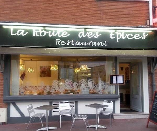 Restaurant La Route des épices à Calais, France