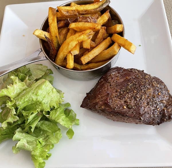 Restaurant La salle a manger à Montluçon, France