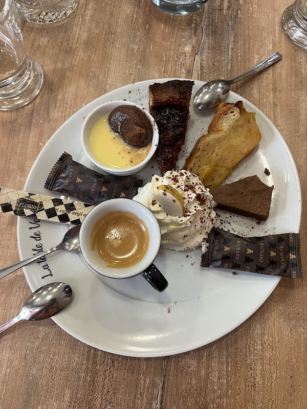 Restaurant La Table de Voltaire à Aubagne, France