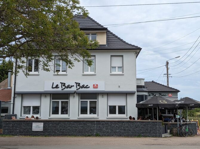 Restaurant Le Bar Bac à Cattenom, France