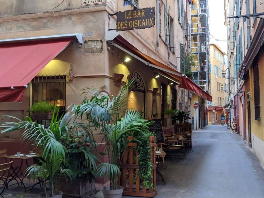 Restaurant Le Bar des Oiseaux à Nice, France