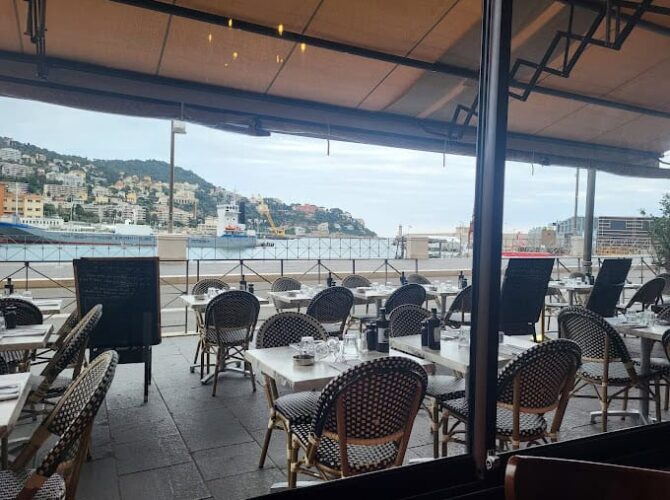 Restaurant Le Bistrot du Port à Nice, France