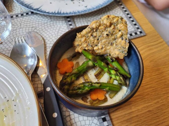 Restaurant Le Bocal de la poissonnerie des halles à Reims, France