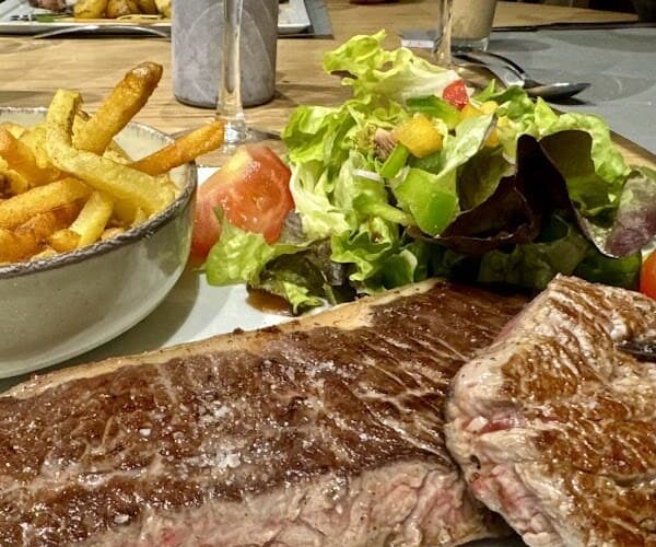 Restaurant Le Geyracois à Limoges, France