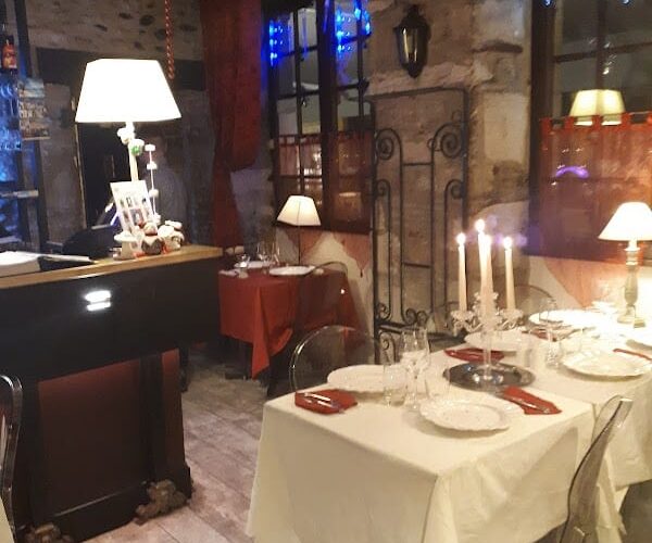 Restaurant Le Henri IV à Pau, France