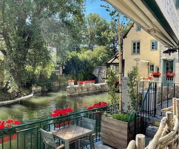 Restaurant Le Moulin de Ponceau à Chartres, France