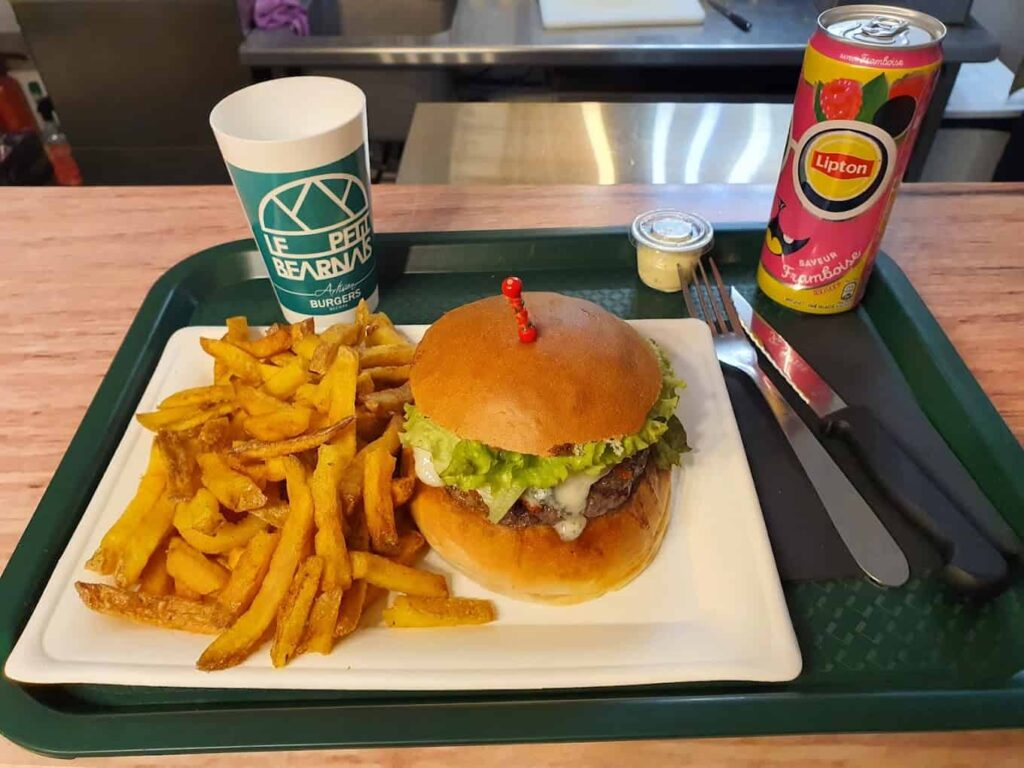 Restaurant Le Petit Béarnais à Béziers, France