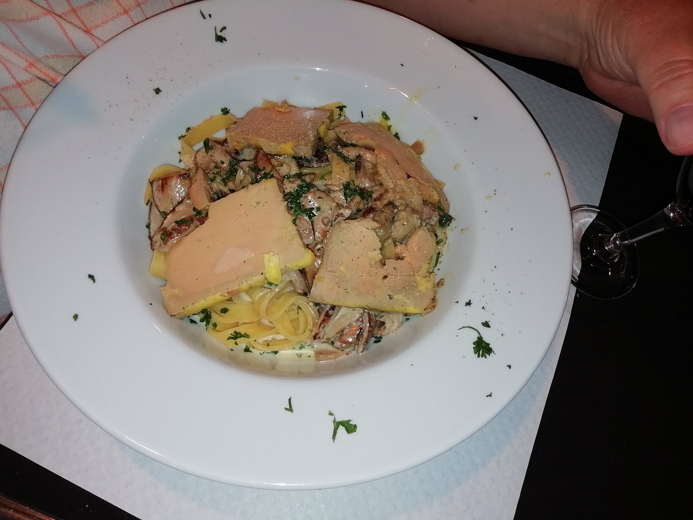 Restaurant Le Pressoir à Uckange, France — photo 2