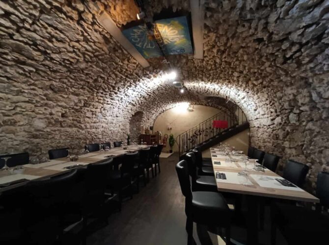 Le P’tit Champenois Restaurant au coeur de nos caveaux typiquement champenois Epernay à Épernay, France