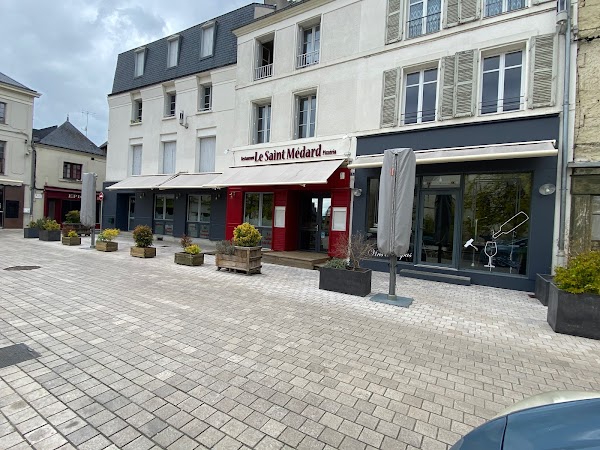 Restaurant Le Saint Médard à Thouars, France