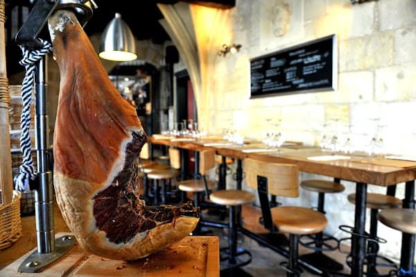 Restaurant Le Zinc Authentique à Libourne, France
