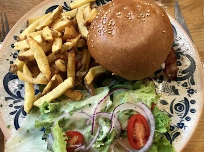 Restaurant Les Cornichons à Reims, France