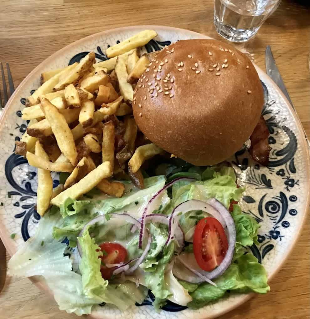 Restaurant Les Cornichons à Reims, France