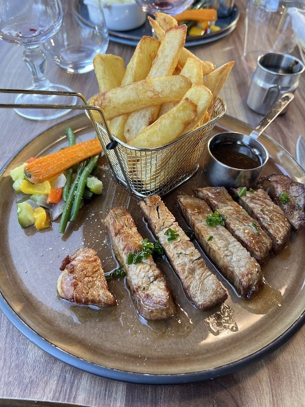 Restaurant L’Étoile Caen à Caen, France
