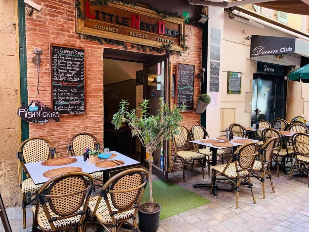Restaurant Little Next Door à Cannes, France