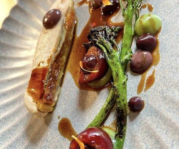 Restaurant L’Oiseau Bleu à Bordeaux, France