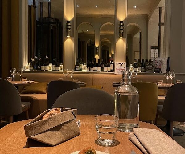 Restaurant LOUVRE run by Saison à Valence, France