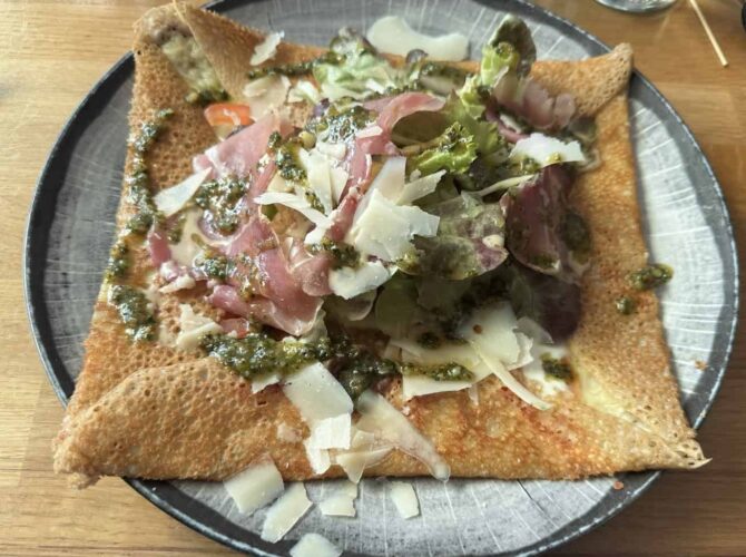 Ma-Lou Restaurant à Fèves, France