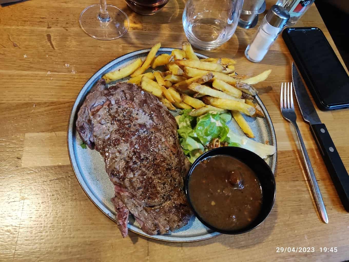 Ma-Lou Restaurant à Fèves, France