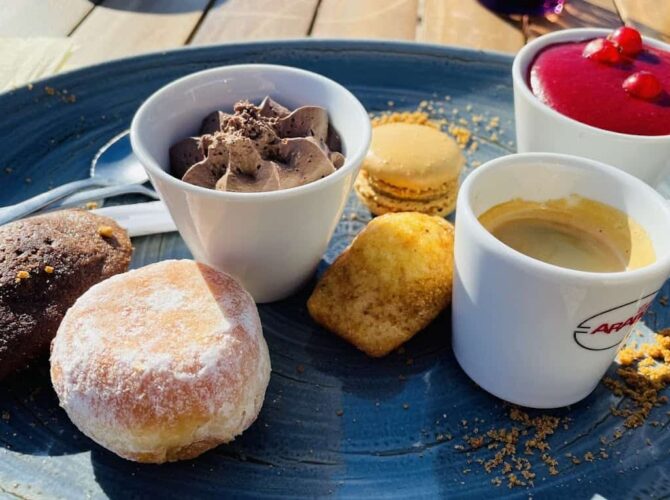 Maëma – Restaurant Plage à Cannes, France