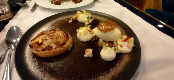 Restaurant MONSIEUR LOUIS à Caen, France