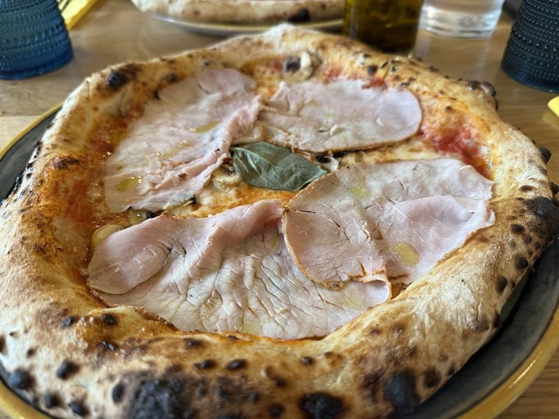 Restaurant Mozzafiato Paris – Pizzeria Artisanale 11e Arrondissement à Paris, France