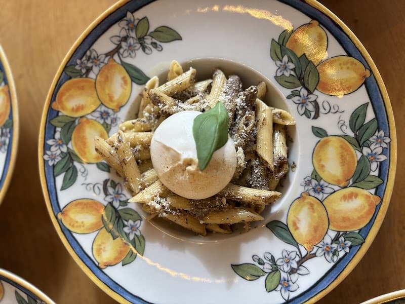 Restaurant Mozzafiato Paris – Pizzeria Artisanale 11e Arrondissement à Paris, France