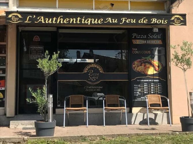 Restaurant Pizza soleil l’authentique au feu de bois à Meaux, France