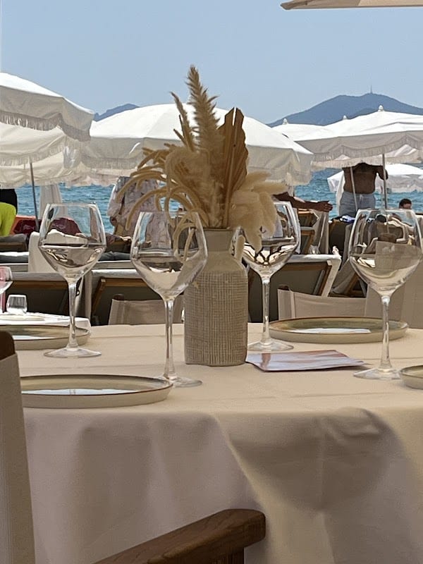 Restaurant Rado Plage à Cannes, France