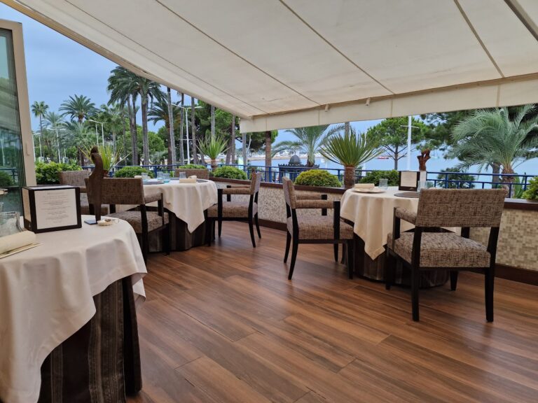 Restaurant La Palme d’Or à Cannes, France