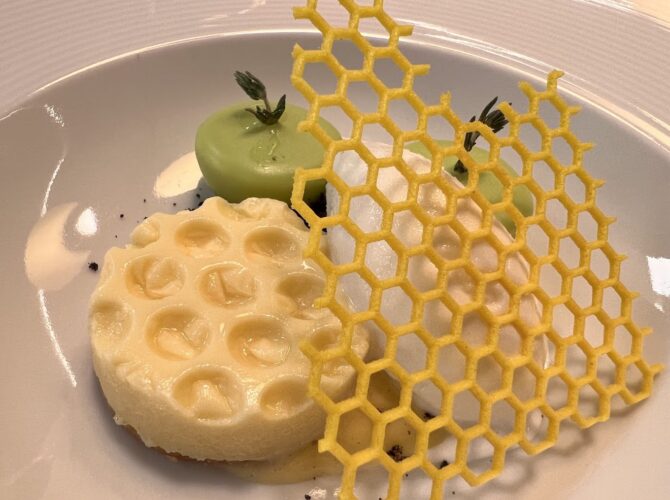 Restaurant La Palme d’Or à Cannes, France