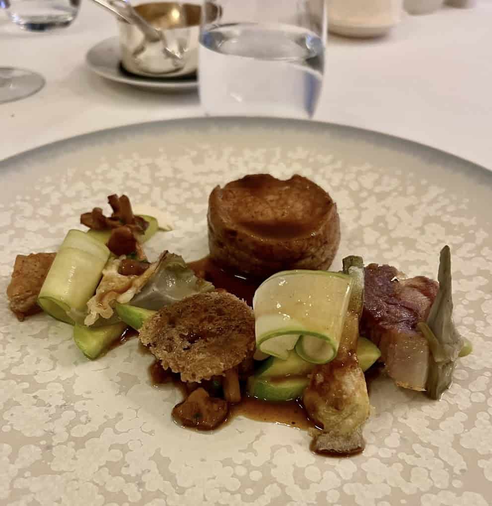 Restaurant Le Parc** à Reims, France