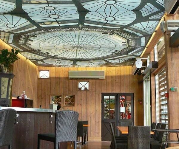 Restaurant Roses Garden Libourne à Libourne, France