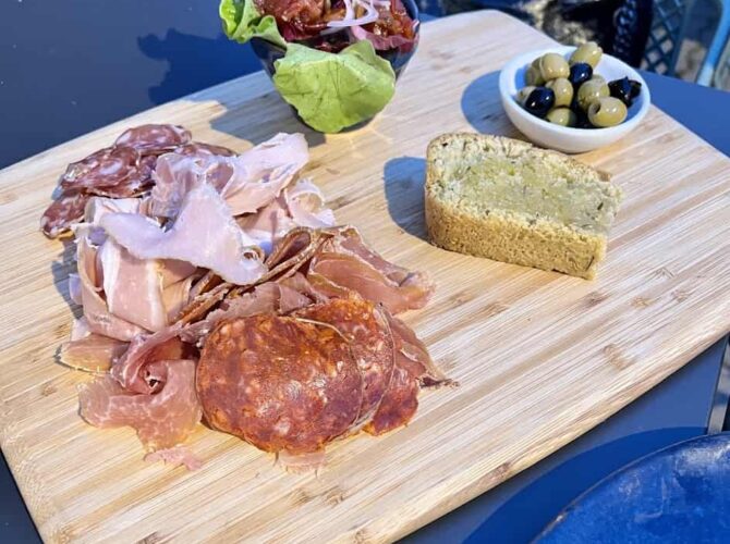 Restaurant RIVA Comptoir Méditerranéen à Strasbourg, France