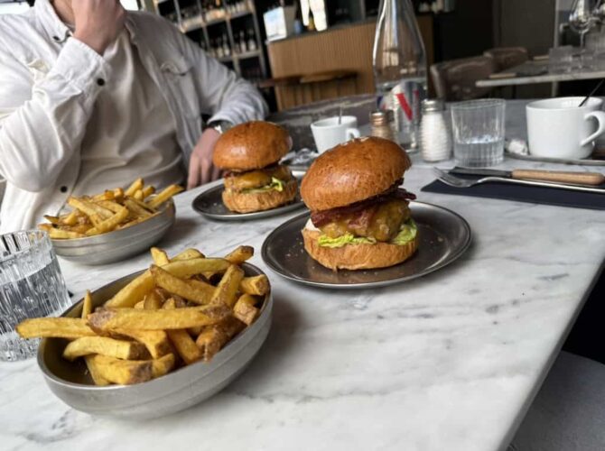 Restaurant Sacré Bistro à Épernay, France