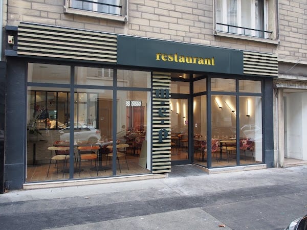 Sequence Restaurant à Caen, France