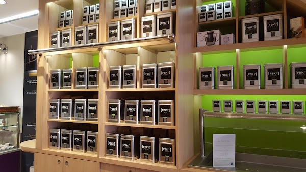 Restaurant Sushi & champagne à Épernay, France